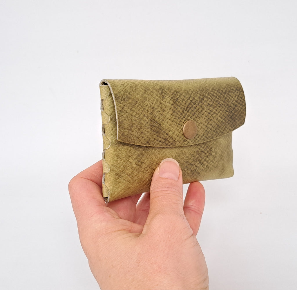 Stitchless Card Pouch